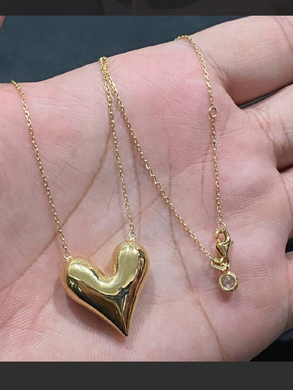 18 KARAT GOLD SEXY HEART NECKLACE 18 inches